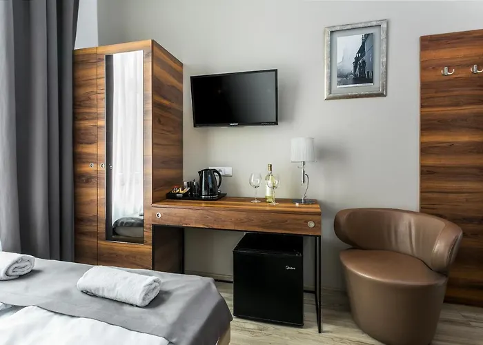 G12 Aparthotel