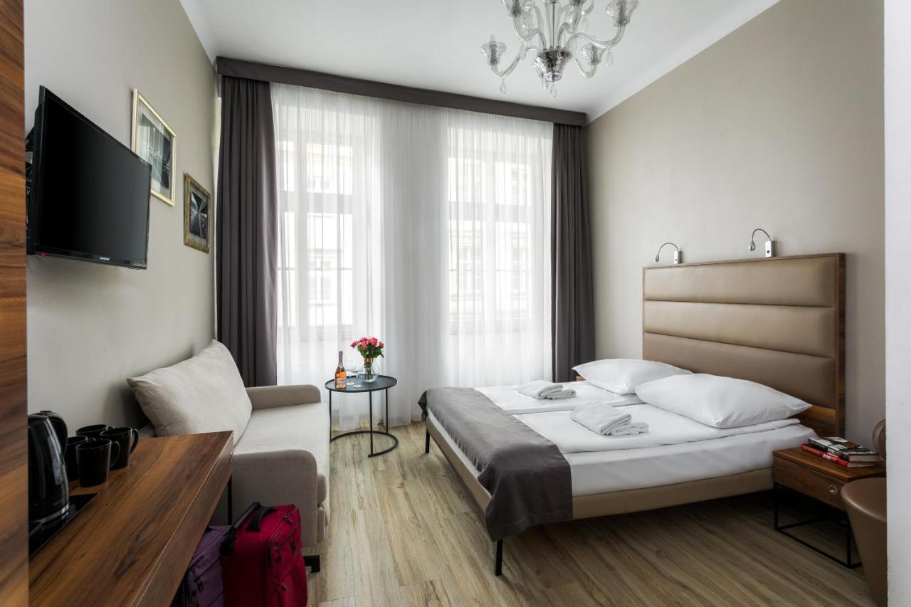 Apartament G12