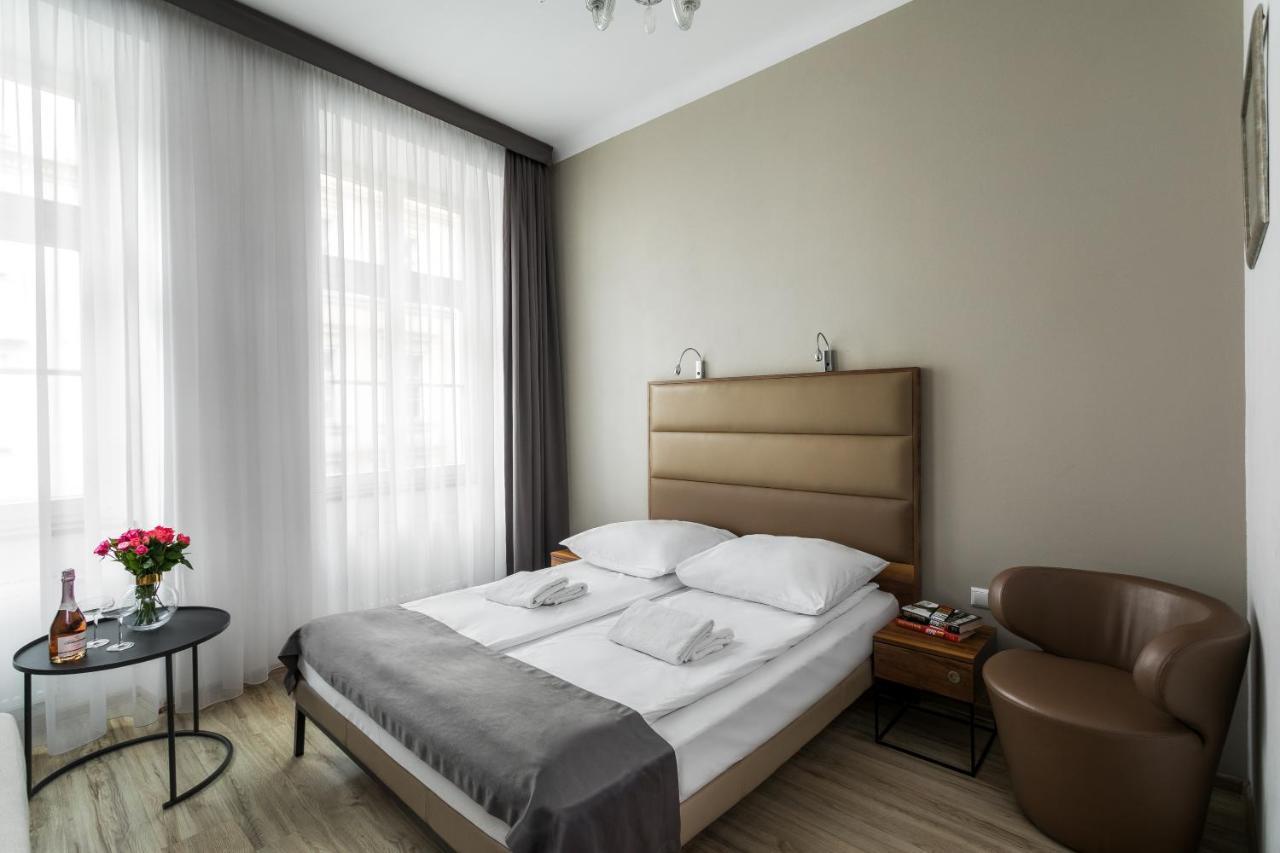 Apartament G12